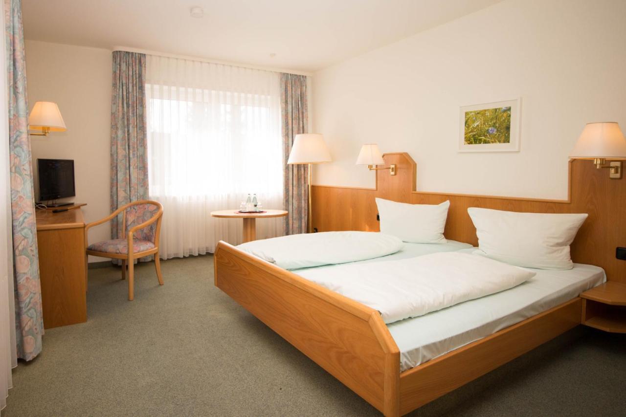Ruser'S Hotel Schonberg in Holstein ภายนอก รูปภาพ