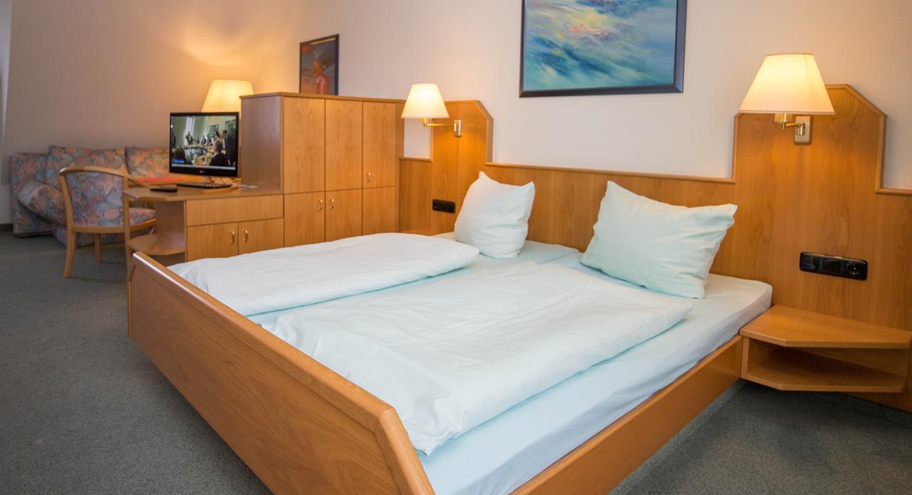 Ruser'S Hotel Schonberg in Holstein ภายนอก รูปภาพ